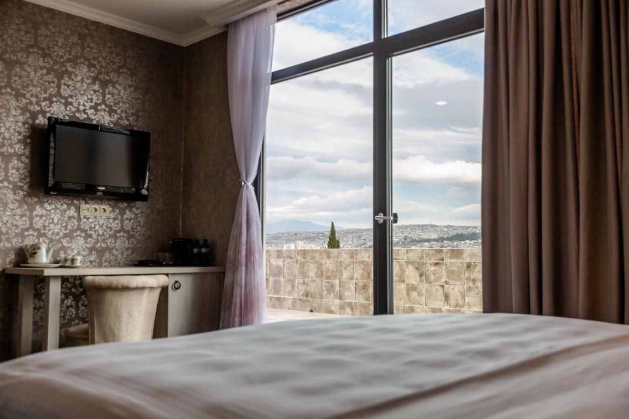 Отель Hotel Day Inn Тбилиси