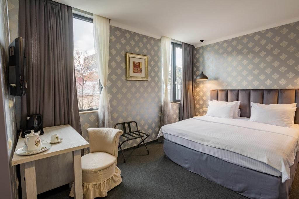 Отель Hotel Day Inn Тбилиси