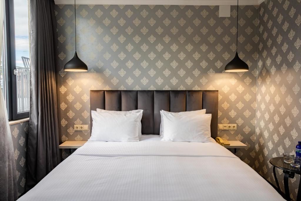 Отель Hotel Day Inn Тбилиси