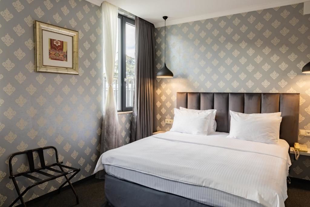 Отель Hotel Day Inn Тбилиси