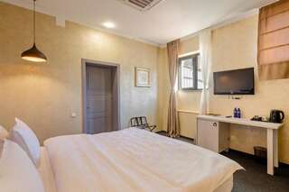 Отель Hotel Day Inn Тбилиси Двухместный номер Делюкс с 1 кроватью-2